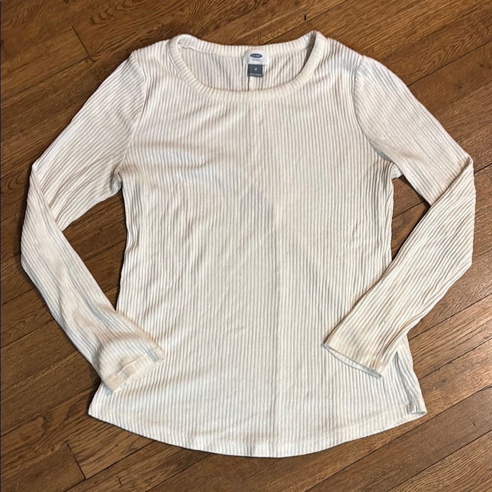 Old Navy Women’s Long Sleeve Tee, Great Condition! Size Medium